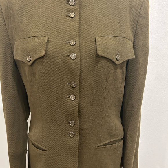 Jones of New York 2 pice suit - Picture 4 of 8